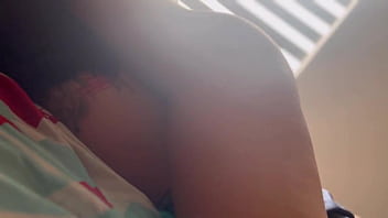 Me deslecha mi prima en l as mañanas