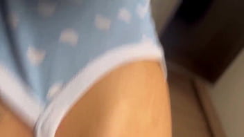 Me deslecha mi prima en l as mañanas