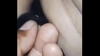 Gozei forte com fist anal enquanto vendia minha calcinha usada