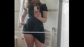 C'est la robe que je portais pour mon tournage de la semaine dernière tu aimes