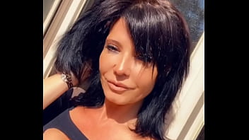 Le soleil caresse mon corps éveil de la sensualité et du désir