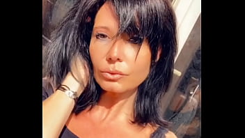 Le soleil caresse mon corps éveil de la sensualité et du désir