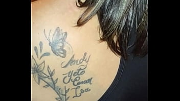 Venezolana madura en la calle