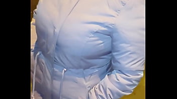 Venezolana madura en la calle