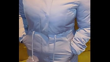 Venezolana madura en la calle