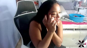 Maxine x uses a 24 inch dildo to fuck herself during solo clip