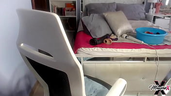 Maxine x uses a 24 inch dildo to fuck herself during solo clip