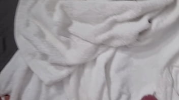 Arrapato Sega Cazzo Enorme E Sborra Potente Vieni A Bere Dal Mio Grosso Pisello Gemiti Con Intenso Orgasmo thumbnail