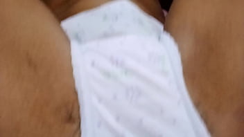 She had never experienced an orgasm while alone play