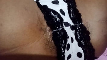 She had never experienced an orgasm while alone play