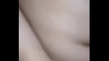 Eu sentei na rola do macho e deixei ele acabar dentro do meu cu