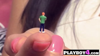 Horny babe exposed her amazing ass