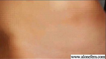 Girl love masturbating with all kind of stuff vid 25