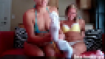 Foot fetish and foot worshiping tube videos