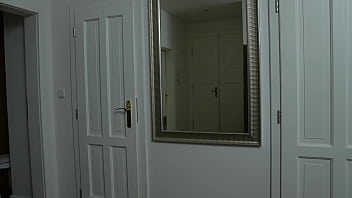 Open the door i need to pee