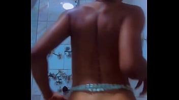 Dancing n receiving it from dildo n dick