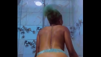 Dancing n receiving it from dildo n dick