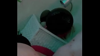 Going down on b momma