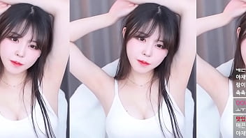 ツイッチで見れるエッチなダンス thumbnail