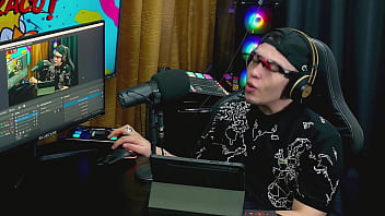 Viamms amiga da martina oliveira chegou chegando no pápum ficou de quatro empinando o rabão o ruan ficou com muito tesão pápum no barraco