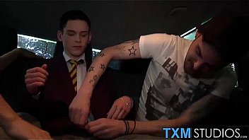 Hot Aaron Twink Loves Double Penetration And Doggystyle Fuck thumbnail