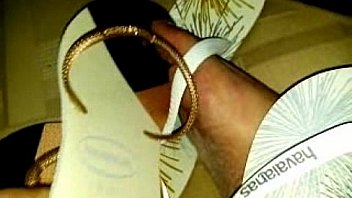 Brincando com as havaianas