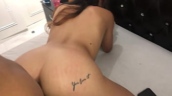 Primer anal de mi novia me corto dentro de su culo