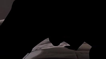 Avventura nella camera da letto della matrigna la sega più lunga di sempre in abito elegante nero cazzo bagnato in primo piano e una sborrata esplosiva