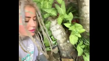 Not A Crazy Cat Lady Triying To Make Cat Friends Here D thumbnail