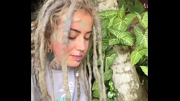 Not A Crazy Cat Lady Triying To Make Cat Friends Here D thumbnail