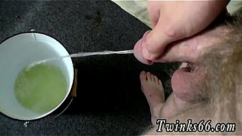 Barely Legal College Gay Sex Videos Eddy And His Bucket Of Piss thumbnail