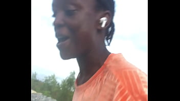 Crazybitch continue folding clothes whiles twerking