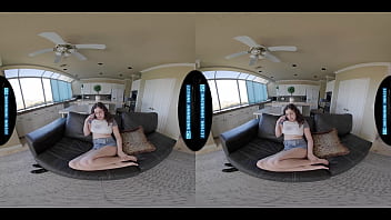 College stepbae begs for your dick in vr