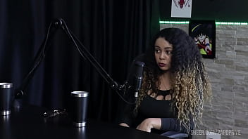 Melhores momentos da charlottye no papo prive com raphaela savanah parte 5 watch sheer red