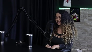 Melhores momentos da charlottye no papo prive com raphaela savanah parte 5 watch sheer red