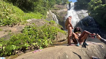 Bastidores e vídeo amador com a pretinha de veja como que é um bastidores completo no red e no cher