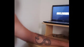 Eu aqui tentando ser aceito