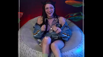 ¿casar coger o desvivir con lucy exorcism #bashgirls #game #humor #metal