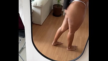 Domingo dia de deixar os pelinhos todos dourados daquele jeitinho e claro que no meu vip postei toda peladinha