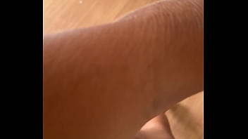 Domingo dia de deixar os pelinhos todos dourados daquele jeitinho e claro que no meu vip postei toda peladinha