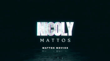 Fui devorada pelos jogadores do meu time favorito dp com os pauzudos com anal