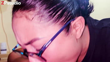 Mamada sensual de mi sexy putita frida ella chupa la verga muy rico