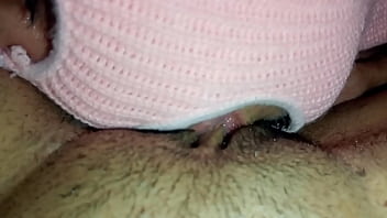 Casallombra chupando gostoso a buceta da minha esposa e depois uma bela gozada