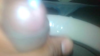 Me masturbo pensado en espotux