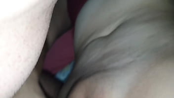 Ela ama quando eu gozo minha porra nas suas calcinhas