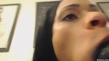 Teen skinny ebony masturbates