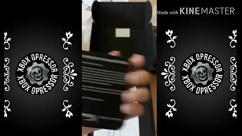 Fone Gostoso Saindo Da Jaula E Embrazando Na Live thumbnail