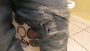 Want 2 c my lovely boi hump