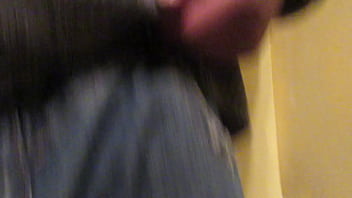 Want 2 c my lovely boi hump