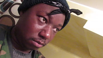 Want 2 c my lovely boi hump